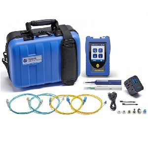 Trend Networks R240-QIP TREND NETWORKS FiberMASTER Quad-OTDR (850/1300/1310/1550 nm) mit SC-Verbindern, Prüfmikroskop-Anschluss, Pegelmesser