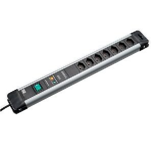 Bachmann 330146 Bachmann Steckdosen-Schutzleiste "Connectus", für Schweiz (T13), 7-fach, mit Überspannungsschutz, Netzfilter und Schalter, Anschlussle