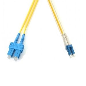 Ekivalan COZ008DCLC 5,00 Ekivalan LWL Patchkabel 9/125 µm, Single-Mode OS2-Faser, SC Duplex Stecker/LC Duplex Stecker, gelb, 5,0 m UPC Schliff