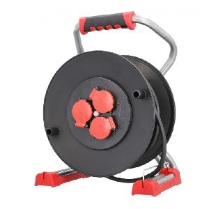 Bachmann 399190 Bachmann Profi-Kabeltrommel, 3-fach, Anschlussleitung 3x1,5 mm², 25 m