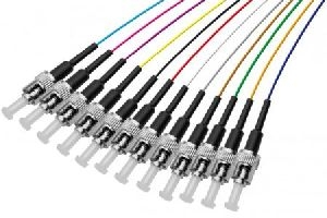 Exertis Connect 391862 LWL Faserpigtails, farbig, 12x Stecker, OM3 Multimode, ST/UPC, 2,0 m