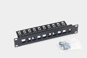 Triton RAB-PP-X03-C1 Triton Modulares 10“-Patch-Panel für max. 10 Keystone-Module, schwarz RAL 9005