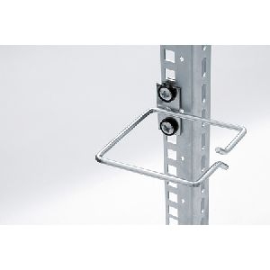 Triton RAX-D3-X88-X3 Triton Kabelrangierbügel, Kabelführung senkrecht, Kabeleinführung seitlich, Befestigung seitlich versetzt, B 80 x T 80 mm