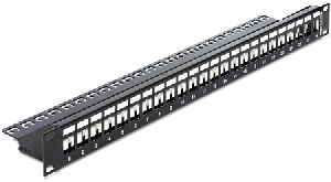 Delock 43277 DeLOCK Modulträger für 24 Keystone-Anschlussbuchsen, 19",
