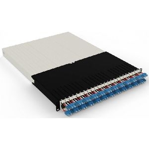 Patchbox PONE30OS212 patchbox.one/30RU/OS2 (1,8 m) mit 24 Kassetten, LWL OS2, LC-SC, Kabel gelb