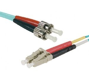 Exertis Connect 392730 LWL Patchkabel HD, 50/125 µm, OM3-Faser, LC Duplex Stecker/2 x ST Stecker, aqua, 0,5 m UPC