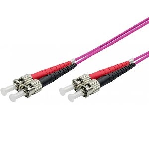 Ekivalan COZOM4STST2SE0020A Ekivalan LWL Duplex Patchkabel OM4, 50/125 µm, ST/ST, erikaviolett, 2,0 m