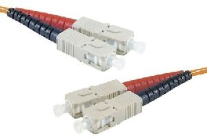 Exertis Connect 392693 LWL Patchkabel HD, 50/125 µm, OM2 Faser, SC Duplex Stecker/Stecker, orange, 3,0 m UPC