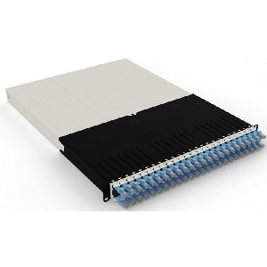 Patchbox PONE30UTPBL patchbox.one/30RU/UTP (1,8 m) mit 24 Kassetten, Patchkabel Cat. 6a, U/UTP, PoE++, Kabel blau