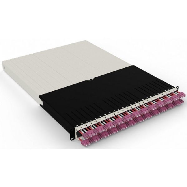 Patchbox PONE30OM412 patchbox.one/30RU/OM4 (1,8 m) mit 24 Kassetten, LWL OM4, LC-SC, Kabel erikaviolett