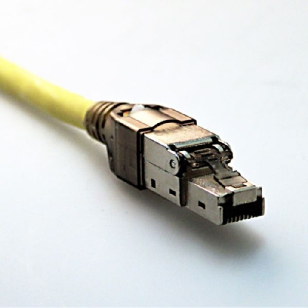Tecline 78903 Tecline CCTV (Indoor) Patchkabel AWG 23/1 U/FTP (PIMF), CAT 6a, 4PPoE, mit Rastnasenschutz, 3,0 m