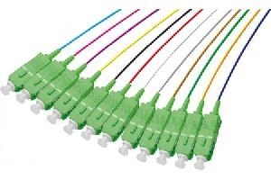 Exertis Connect 392257 LWL Faserpigtails, farbig, 12 x Stecker, OS2 Mono-Mode, SC/APC, 2,0 m