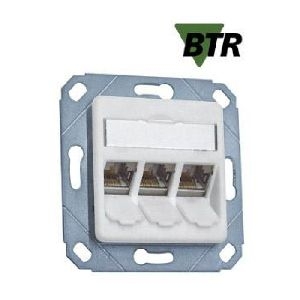 MetzConnect 130B12D31102-E Metz Connect BTR Datendose C6Amodul, Cat.6A (ISO), 270°, 3-fach, Kanaleinbau, reinweiß RAL 9010
