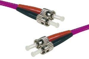 Exertis Connect 392834 LWL Patchkabel HD, 50/125 µm, OM4-Faser, 2x ST Stecker/2x ST Stecker, erika-violet, 5,0 m UPC