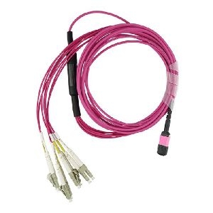 BlueOptics K2Q46A-BO BlueOptics HPE PremierFlex K2Q46A kompatibles MPO-4xLC Multimode OM4 Patchkabel 5,0 m