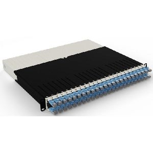 Patchbox PONEX8STPBL patchbox.one/8RU/STP (0,8 m) mit 24 Kassetten, Patchkabel Cat. 6a, U/FTP, PoE, Kabel blau