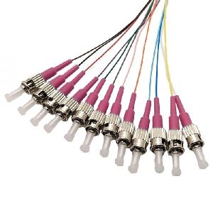 Tecline 20500022 Tecline LWL Faserpigtails, OM4, farbig, ST/UPC, 2,0 m, 12 Stück