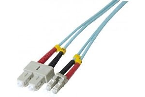 Exertis Connect 392741 LWL Patchkabel HD, 50/125 µm, OM3-Faser, SC Duplex Stecker/LC Duplex Stecker, aqua, 1,0 m UPC