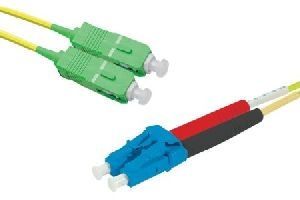 Exertis Connect 392374 LWL Patchkabel Single-Mode OS2-Faser, 9/125 µm, gelb, SC APC 8° Duplex Stecker / LC UPC Duplex Stecker, 1,0 m,