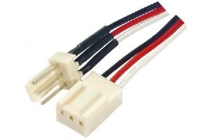 Exertis Connect 146871 Stromversorgungskabel für Lüfter, 3pol Stecker an 3pol Buchse, 0,45 m