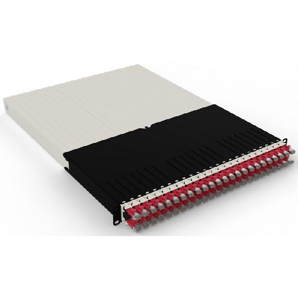 Patchbox PONE30STPRD patchbox.one/30RU/STP (1,8 m) mit 24 Kassetten, Patchkabel Cat. 6a, U/FTP, PoE, Kabel rot