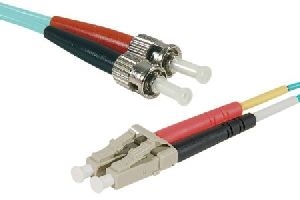 Exertis Connect 392734 LWL Patchkabel HD, 50/125 µm, OM3-Faser, LC Duplex Stecker/2 x ST Stecker, aqua, 5,0 m UPC