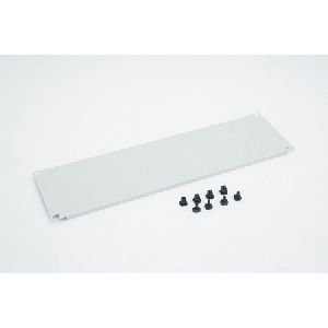 Triton RAC-ZP-X31-A1 Triton 19" Blindplatte, steckbar, 1 HE, Stahlblech, hellgrau RAL 7035, mit Kunststoffstöpsel
